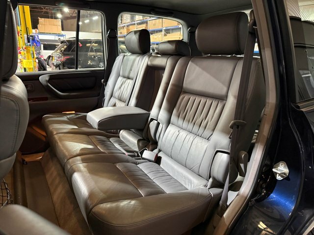 Toyota Land Cruiser Amazon Td VX Silver #36