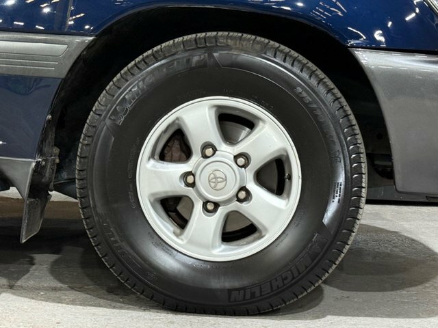 Toyota Land Cruiser Amazon Td VX Silver #27