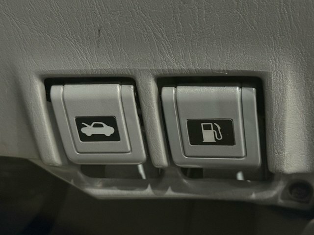 Toyota Land Cruiser Amazon Td VX Silver #42