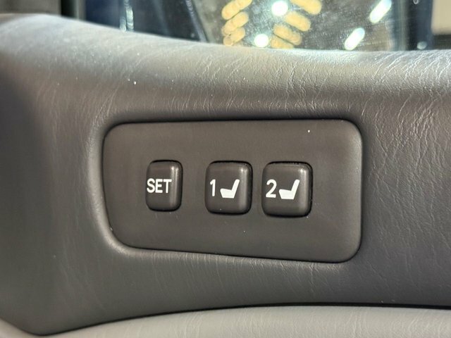 Toyota Land Cruiser Amazon Td VX Silver #41