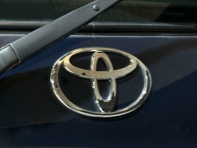 Toyota Land Cruiser Amazon Td VX Silver #52