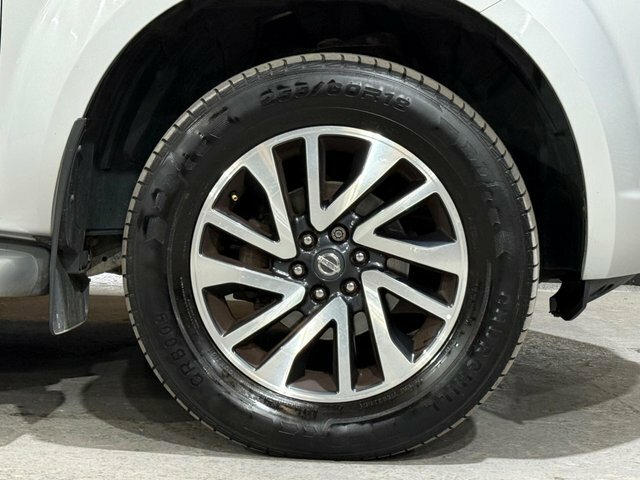 Nissan Navara Dci Tekna Silver #30