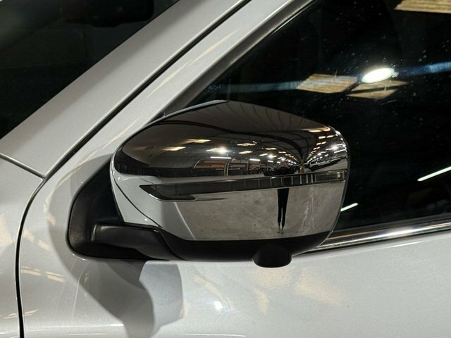 Nissan Navara Dci Tekna Silver #68