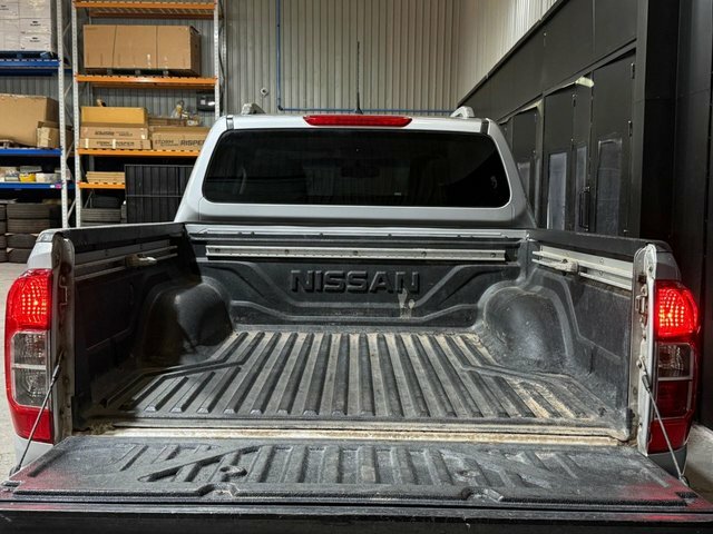 Nissan Navara Dci Tekna Silver #64