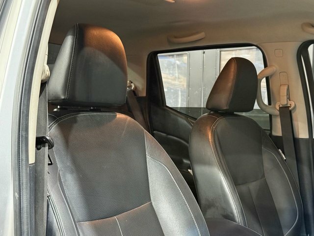 Nissan Navara Dci Tekna Silver #51