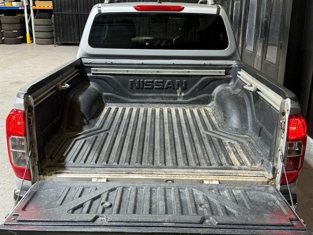 Nissan Navara Dci Tekna Silver #34