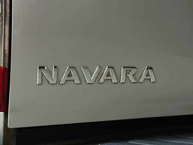 Nissan Navara Dci Tekna Silver #63