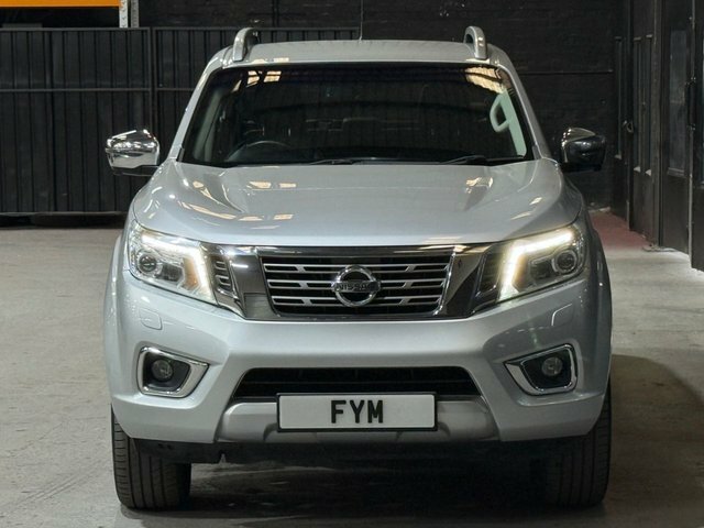 Nissan Navara Dci Tekna Silver #32
