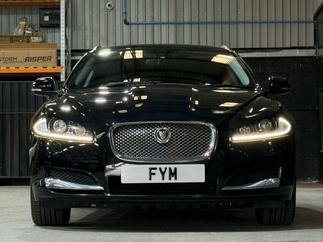 Jaguar XF 2.2D 200 Luxury Red #29