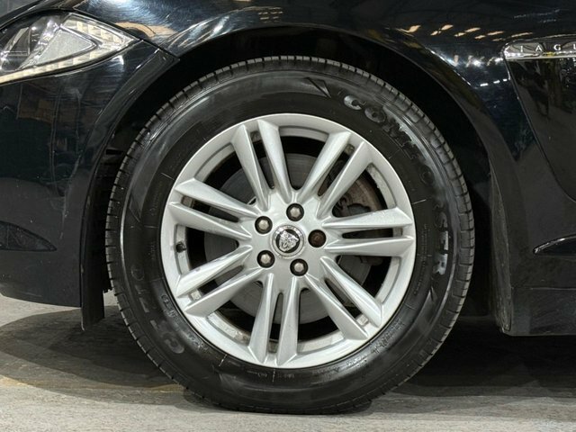 Jaguar XF 2.2D 200 Luxury Red #14