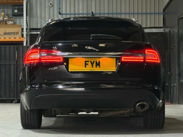 Jaguar XF 2.2D 200 Luxury Red #9