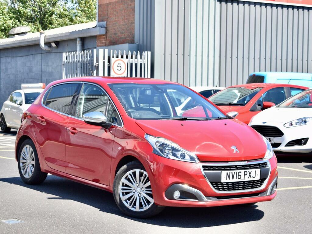 Peugeot 208 Hatchback 1.2 Puretech Allure Eat Euro 6 Ss Red