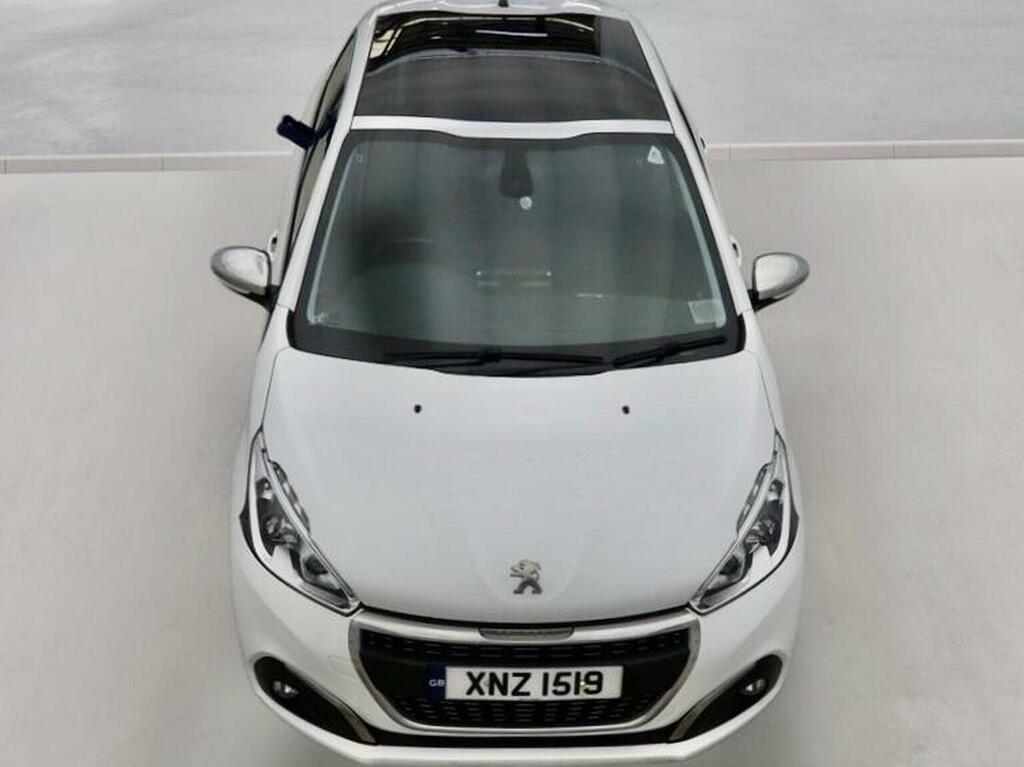 Peugeot 208 1.2 Puretech Allure Premium Euro 6 White #2