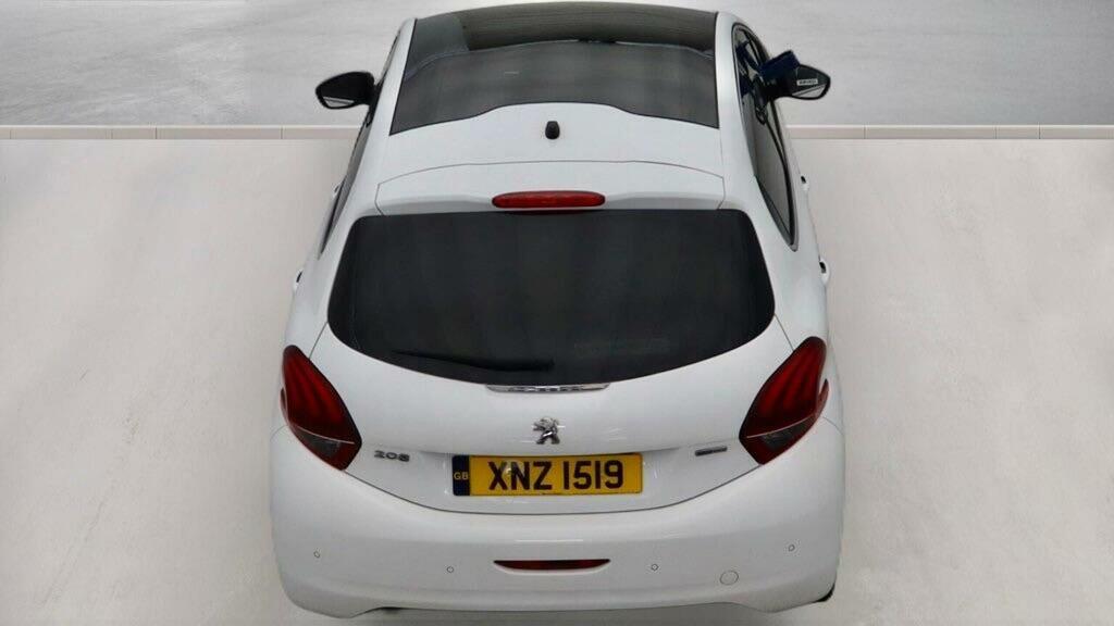 Peugeot 208 1.2 Puretech Allure Premium Euro 6 White #6