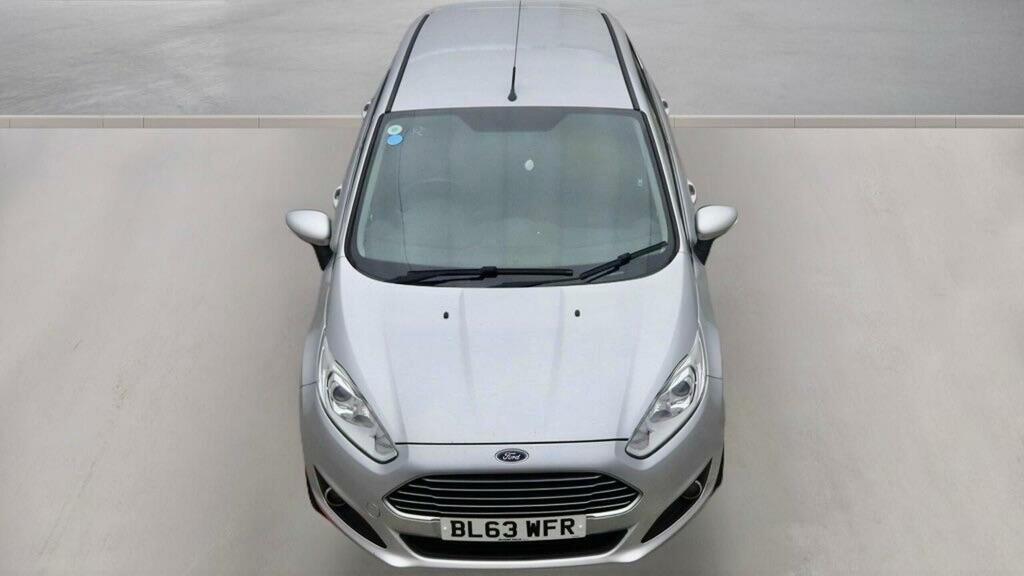 Ford Fiesta 1.25 Zetec Euro 5 Silver #2