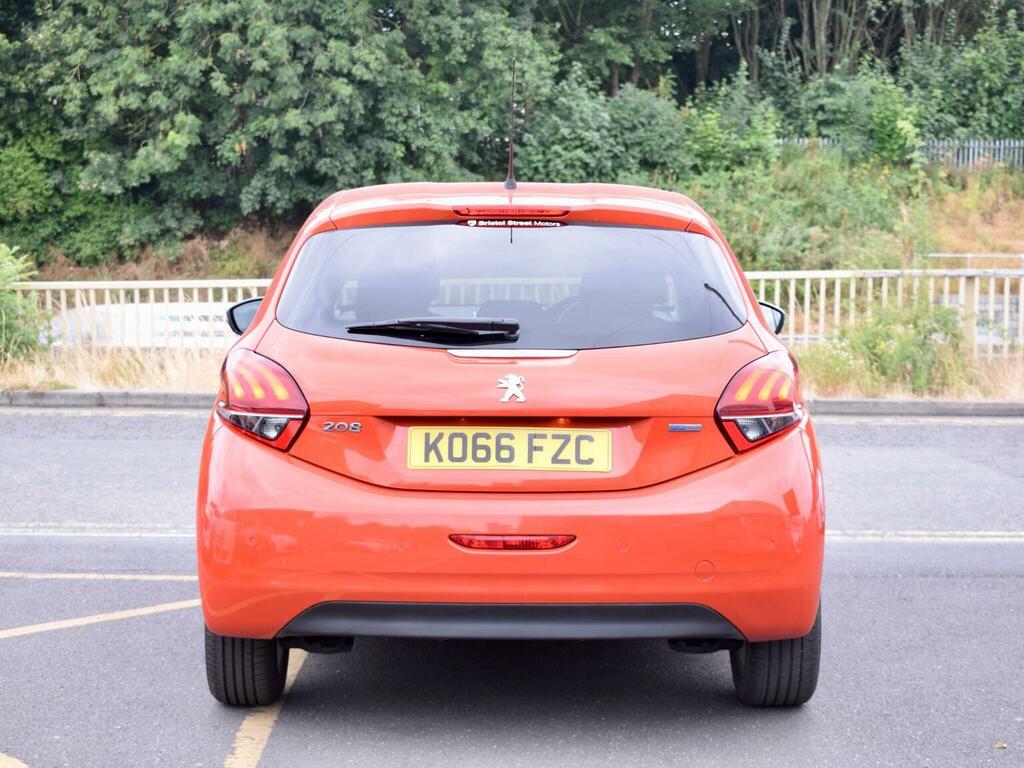 Peugeot 208 Hatchback 1.2 Puretech Allure Euro 6 201766 KO66FZC Orange #5