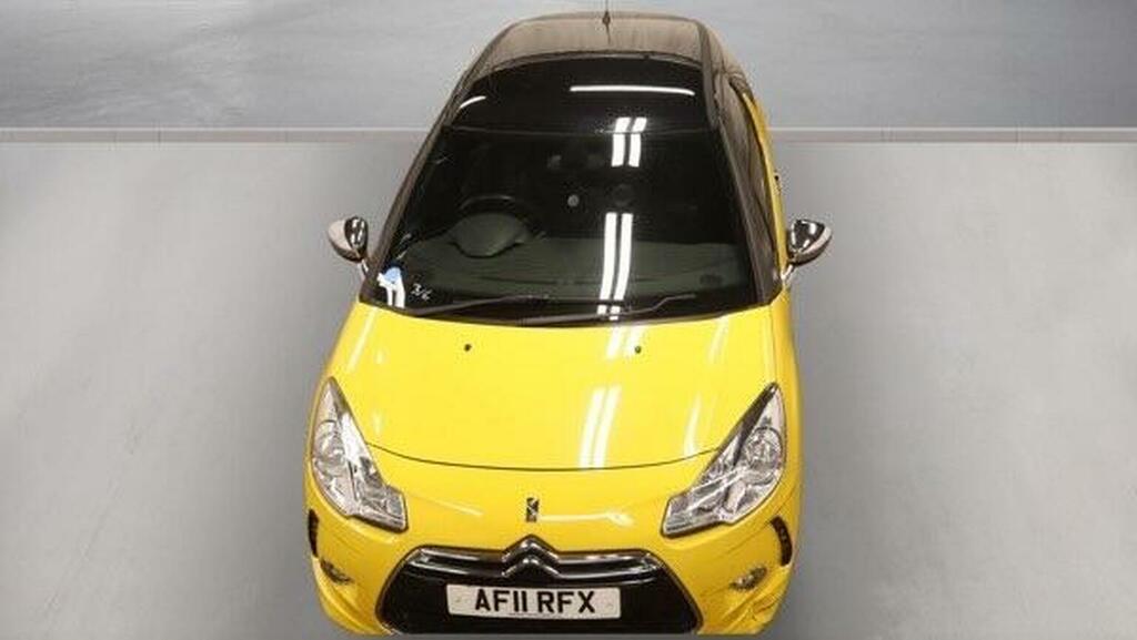 Citroen DS3 1.6 Vti Dstyle Euro 5 Yellow #2