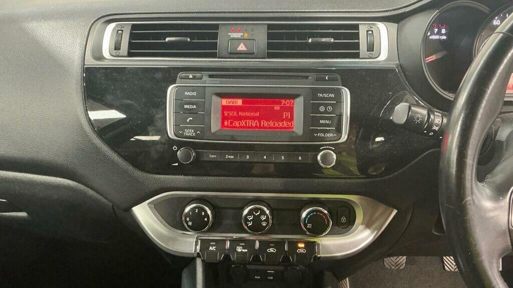 Kia RIO 1.25 Sr7 White #10