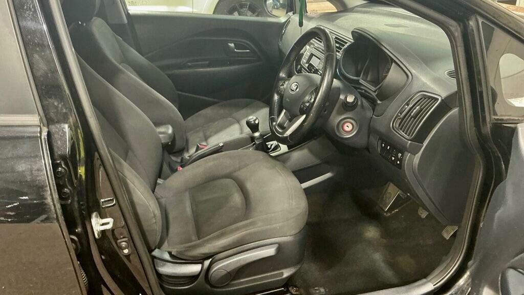 Kia RIO 1.25 Sr7 White #8