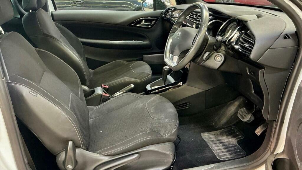 Citroen DS3  White #10