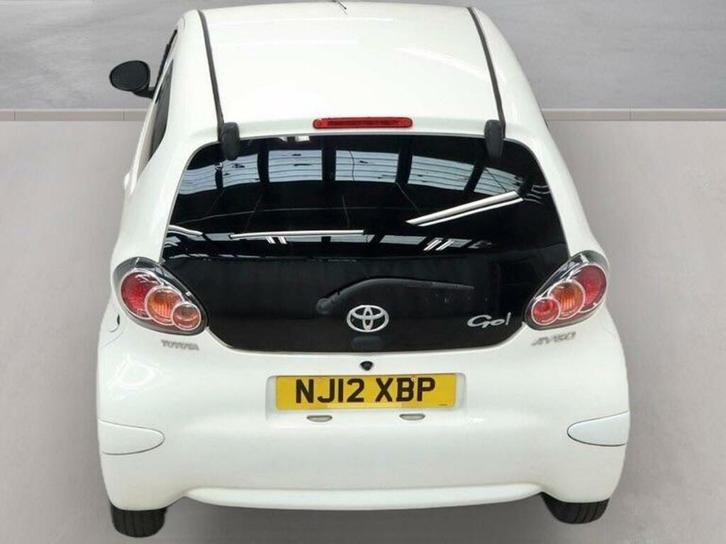 Toyota Aygo 1.0 Vvt-i Go Euro 5 White #5