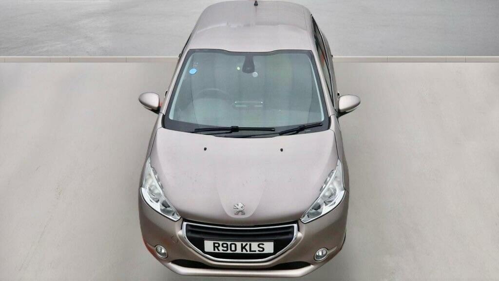 Peugeot 208 1.6 Vti Allure Euro 5 Pink #2