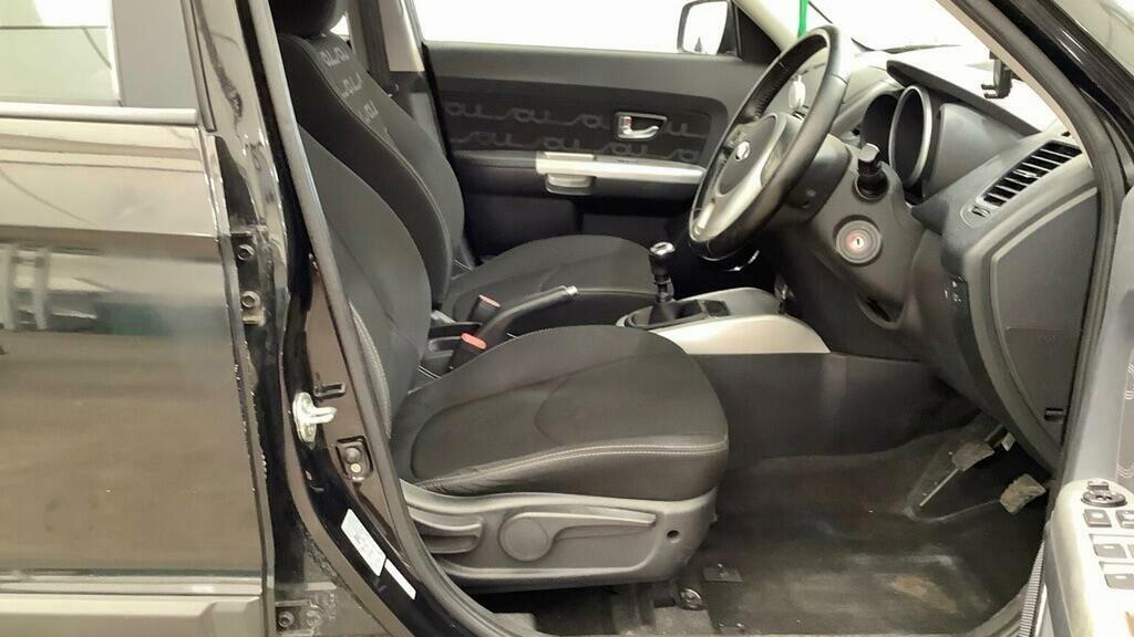 Kia Soul Diesel Black #9