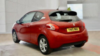 Peugeot 208 Hatchback 1.4 White #15