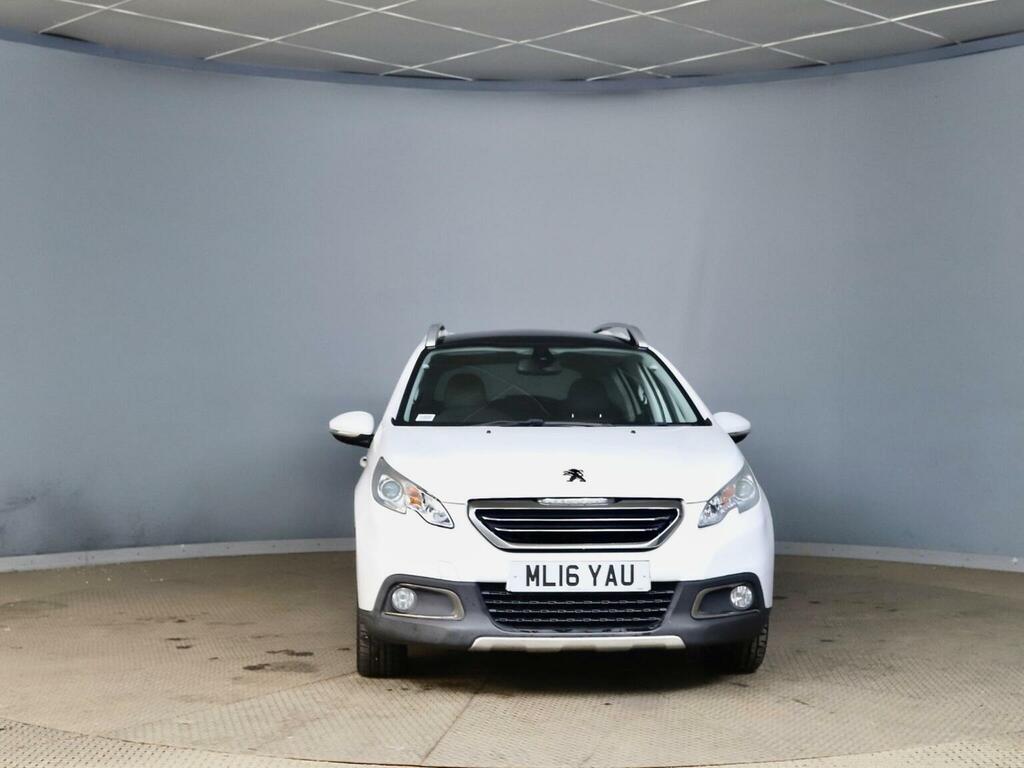 Peugeot 2008 1.2 Puretech Feline Euro 6 Ss Mistral White #2
