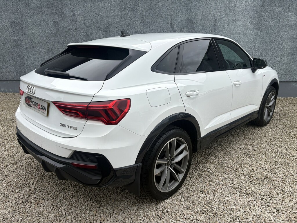 Audi Q3 Suv 1.5 Tfsi 35 Black Edition Sportback 202323 DE23OPW White #6