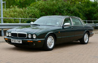 Daimler XJ Series 4.0 V8 Super Lwb Saloon Red #37