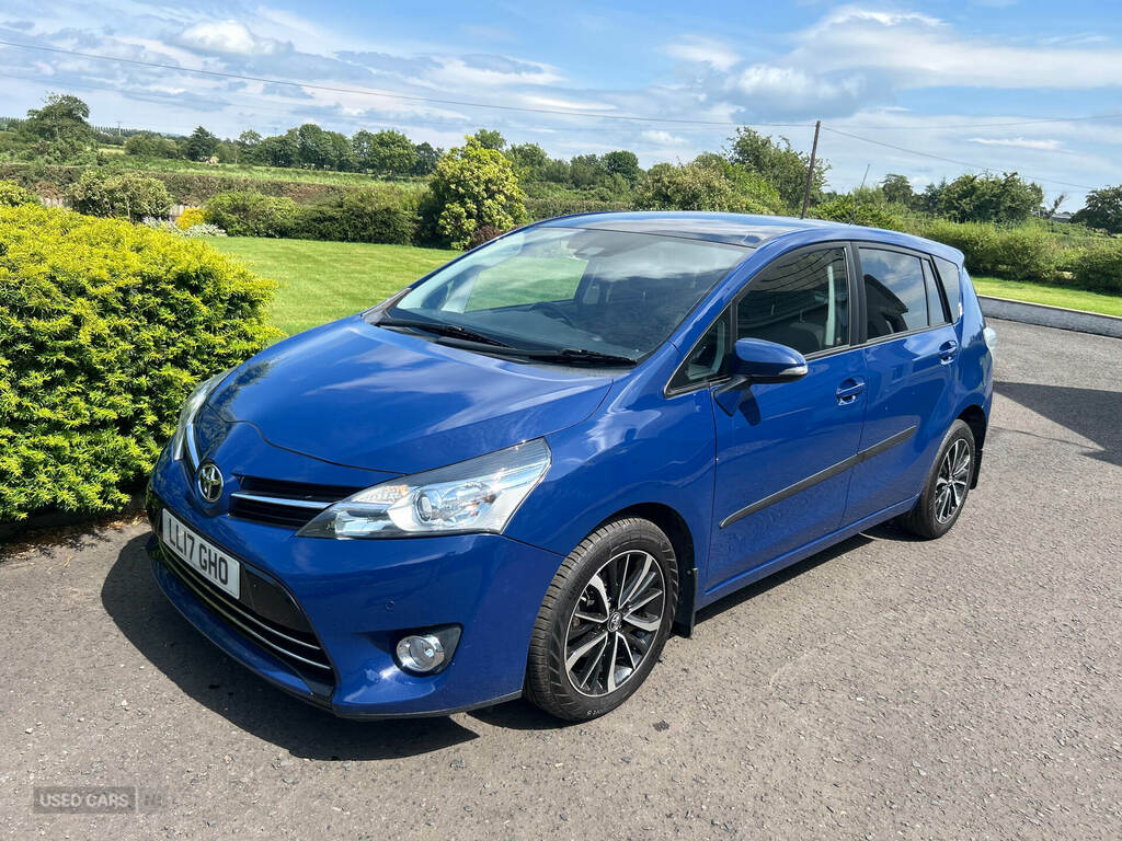 Toyota Verso 1.6 D-4d Design Blue #5