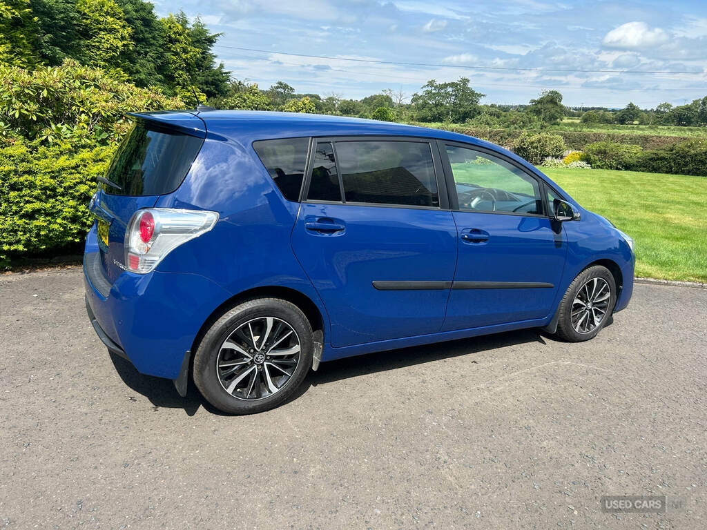 Toyota Verso 1.6 D-4d Design Blue #3