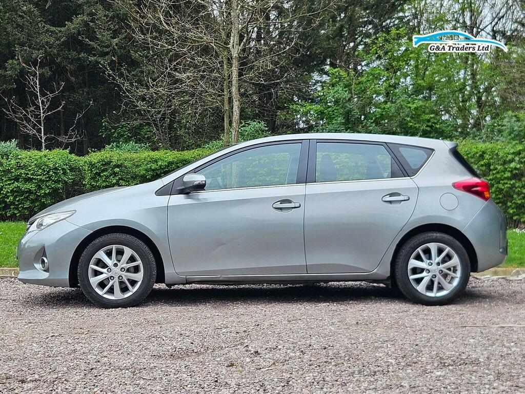 Toyota Auris 1.6 V-matic Icon Euro 5 SG13OVR Grey #4