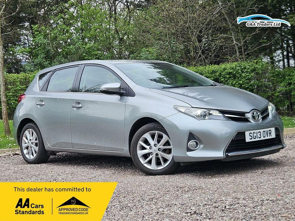 Toyota Auris 1.6 V-matic Icon Euro 5 201313 Grey