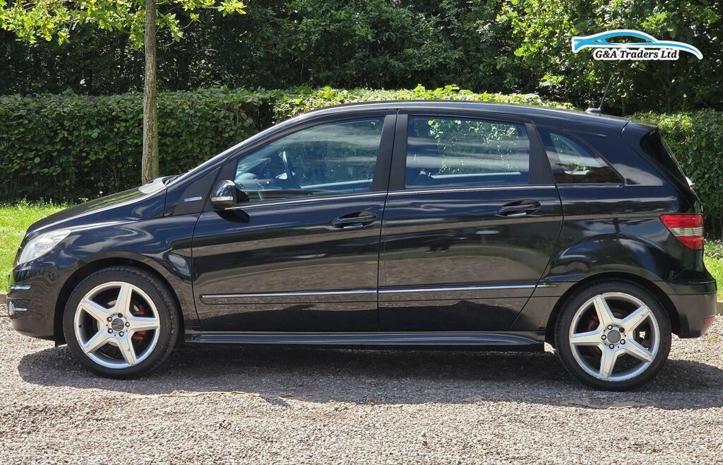 Mercedes-Benz B Class 1.5 B160 Blueefficiency Sport Black #4