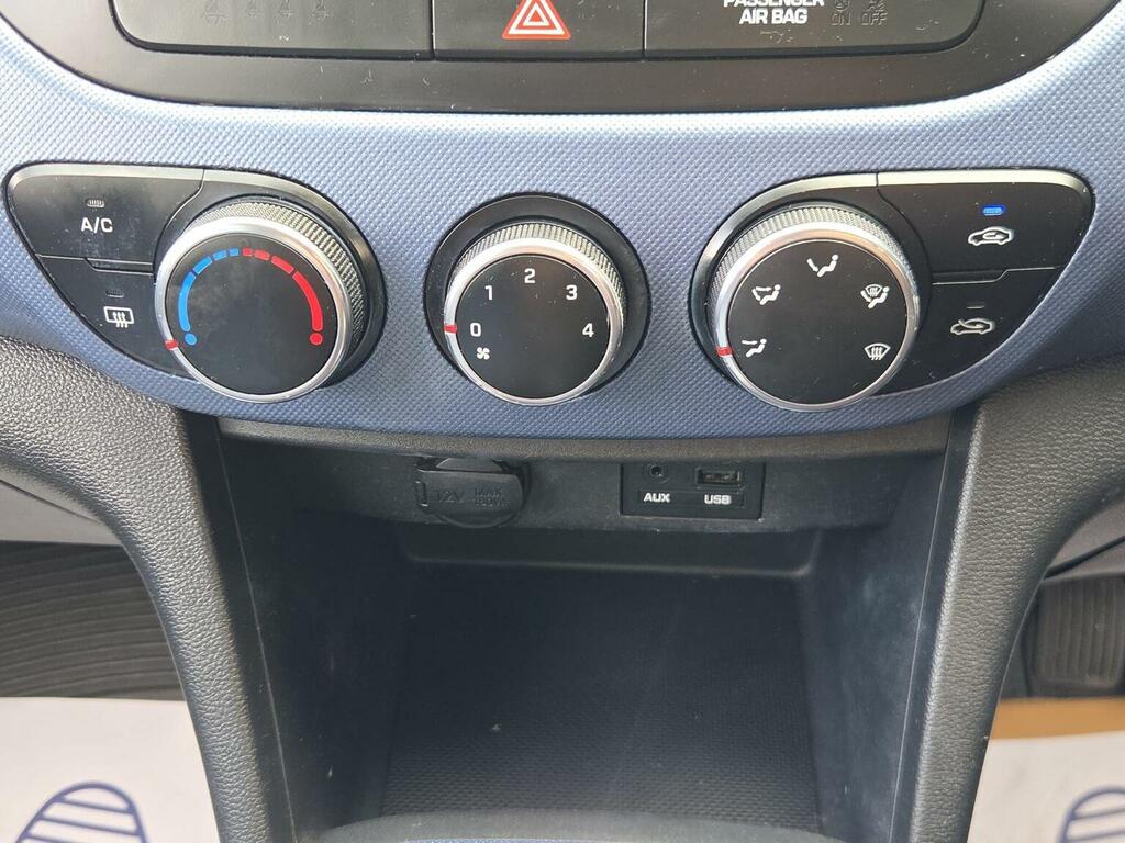 Hyundai I10 1.2 Se Hatchback Euro 5 87 Ps Blue #19