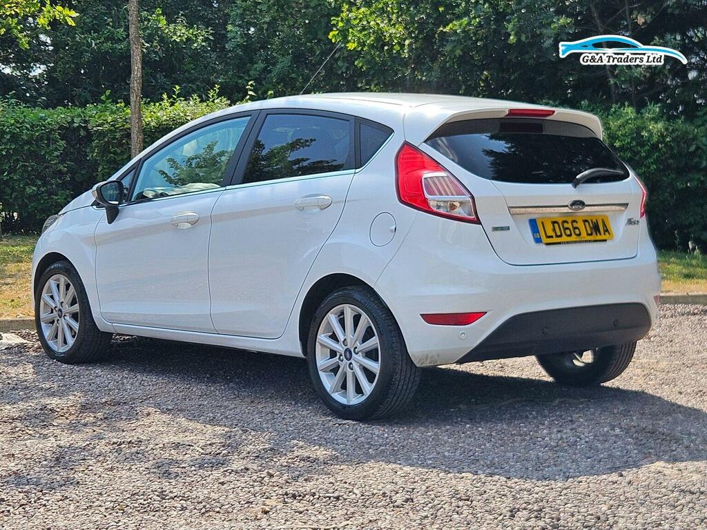 Ford Fiesta 1.0T Ecoboost Titanium Euro 6 Ss 201666 White #5