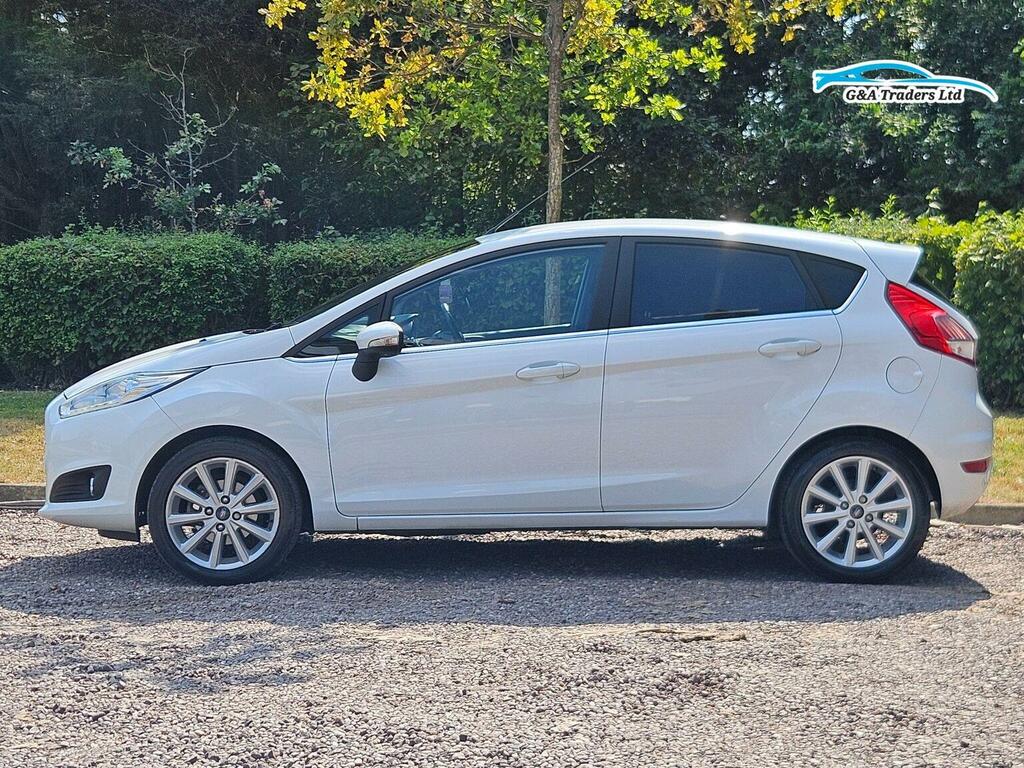 Ford Fiesta 1.0T Ecoboost Titanium Euro 6 Ss 201666 White #4