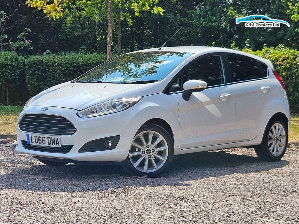 Ford Fiesta 1.0T Ecoboost Titanium Euro 6 Ss 201666 White #3