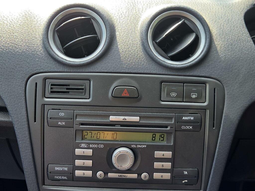 Ford Fusion Zetec 5-Door Grey #17