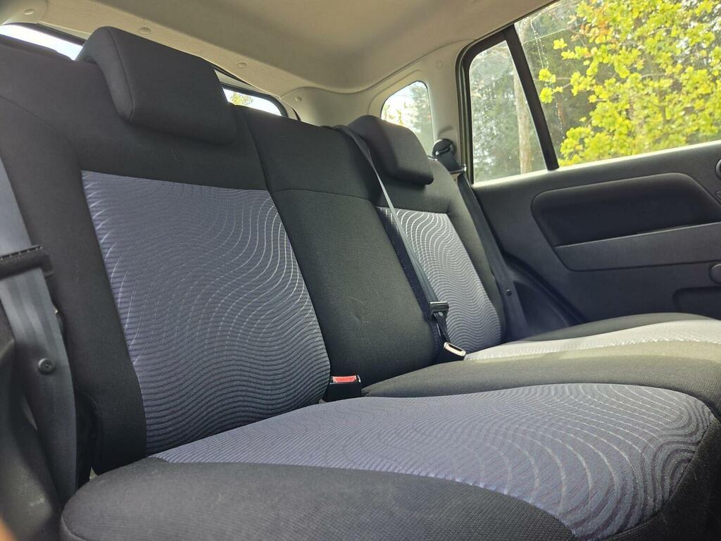 Ford Fusion Zetec 5-Door Grey #12