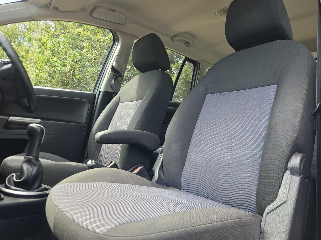 Ford Fusion Zetec 5-Door Grey #11