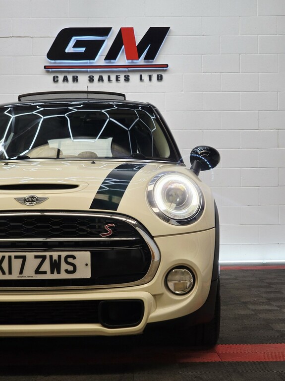 Mini Hatch 2.0 5-Door Hatch Cooper S LX17ZWS White #4