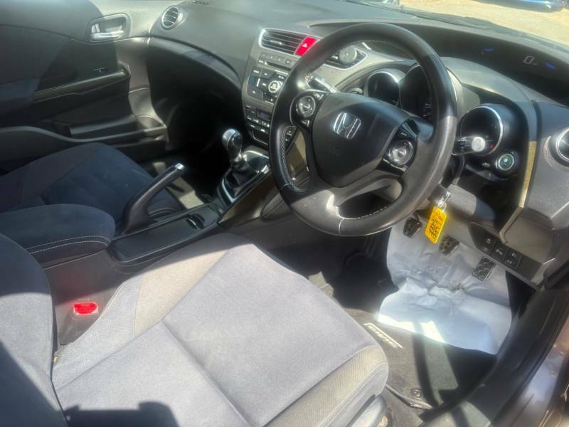 Honda Civic 1.8 I-vtec Sr Tourer Black #17