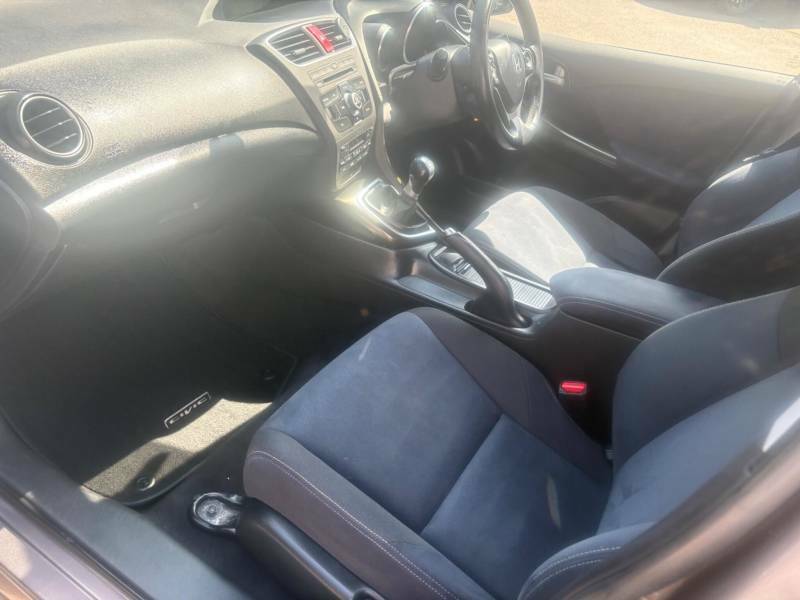 Honda Civic 1.8 I-vtec Sr Tourer Black #14