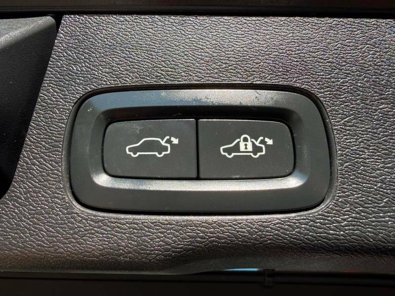 Volvo XC60 2.0 B4d Momentum Grey #22