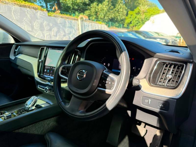 Volvo XC60 2.0 B4d Momentum Grey #12