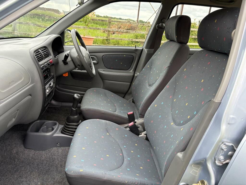 Suzuki Alto 1.1 Gl Hatchback Silver #12