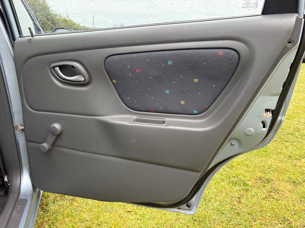 Suzuki Alto 1.1 Gl Hatchback Silver #20